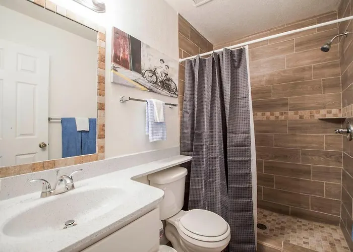 34b- Modern Heated Pool And Dog Park *