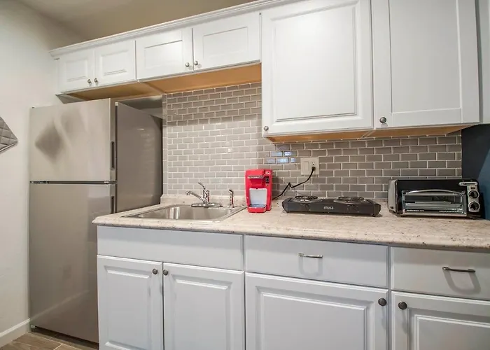 Holiday home 34b- Modern Heated Pool And Dog Park *