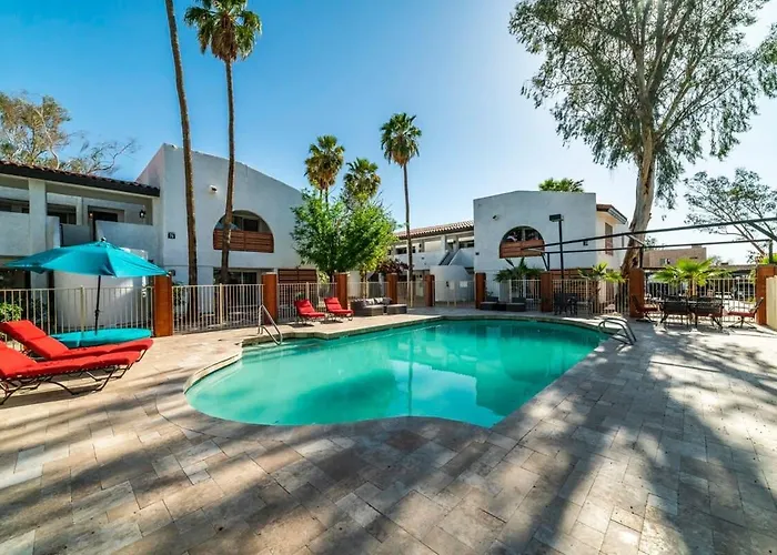 34b- Modern Heated Pool And Dog Park *